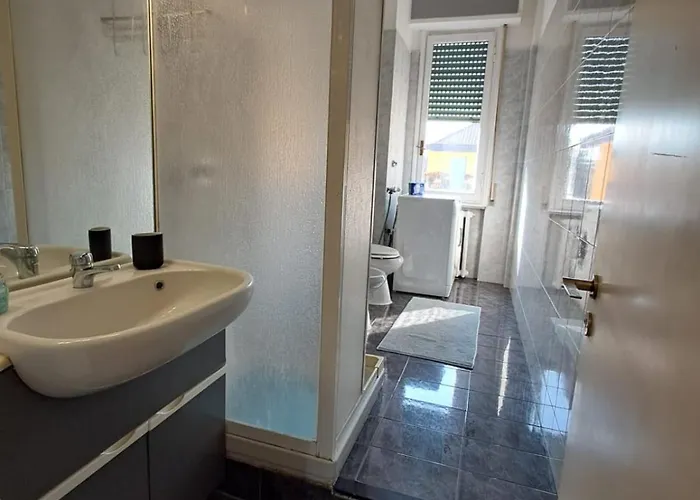 Certosa District 3 Apartment *